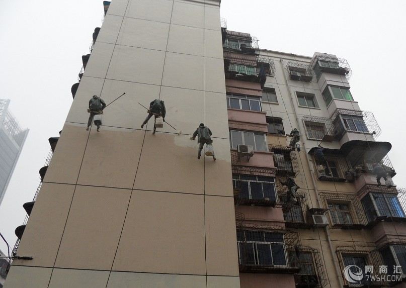 重庆江北外墙粉刷公司|外墙涂料粉刷作业工程