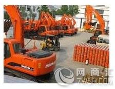 重庆挖机学校，重庆学开挖掘机，重庆挖掘机操作培训