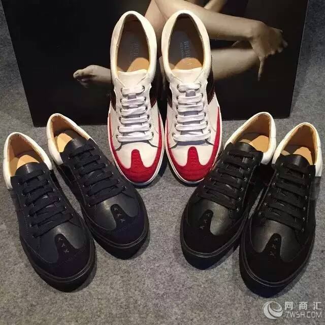 广州LV男鞋厂家直销哈尔滨进货批发价格【包退换】