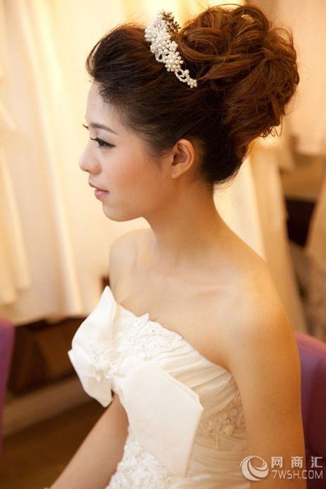 2014新娘发型教程中长发发型视频_新娘发型设计图片 新娘妆发型_新娘发型网