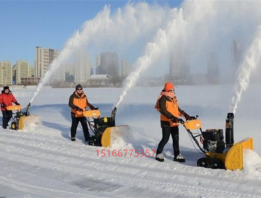 黑龙江黑河市嫩江县路面扬雪机工厂小区扫雪机的工作流程