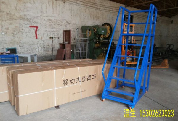 深圳出口生产车间登高货梯/2米高不锈钢登高理货梯结构细节图