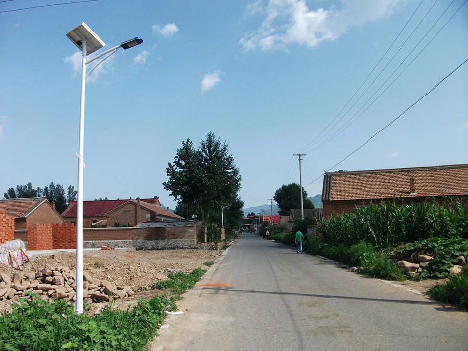 太阳能路灯专卖,农村太阳能路灯多少钱,小型太阳能路灯