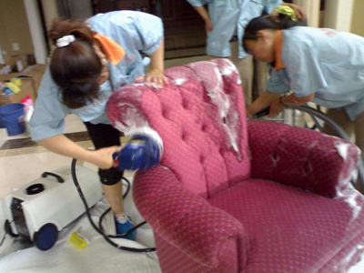 广州海珠专业洗沙发公司，真皮沙发清洗，电影院座椅清洗消毒