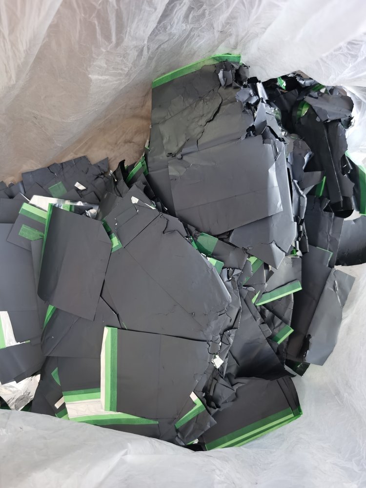 回收锂电池正极材料废料，钴酸锂回收报价