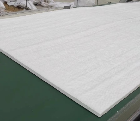 25mm厚硅酸铝耐火纤维毯 轻质隔热棉陶瓷纤维毯