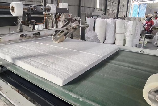 供应江西耐火耐高温硅酸铝纤维毯5公分厚甩丝纤维毯