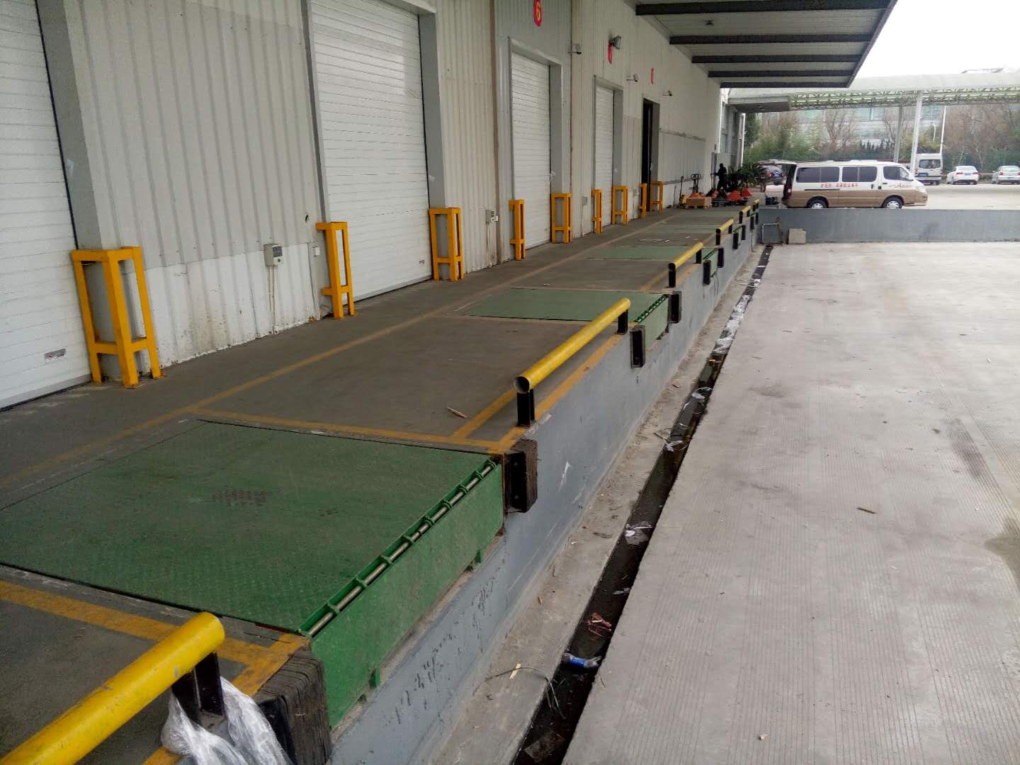 固定式高度调节板 固定式登车桥 装卸登车桥 物流装卸钢平台 升降平台供应商